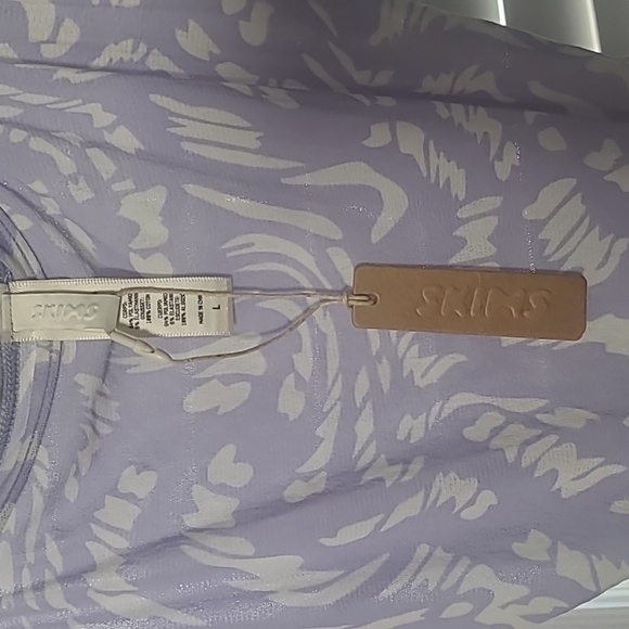 Skims Lilac Swirl Bodysuit - Picture 2 of 4